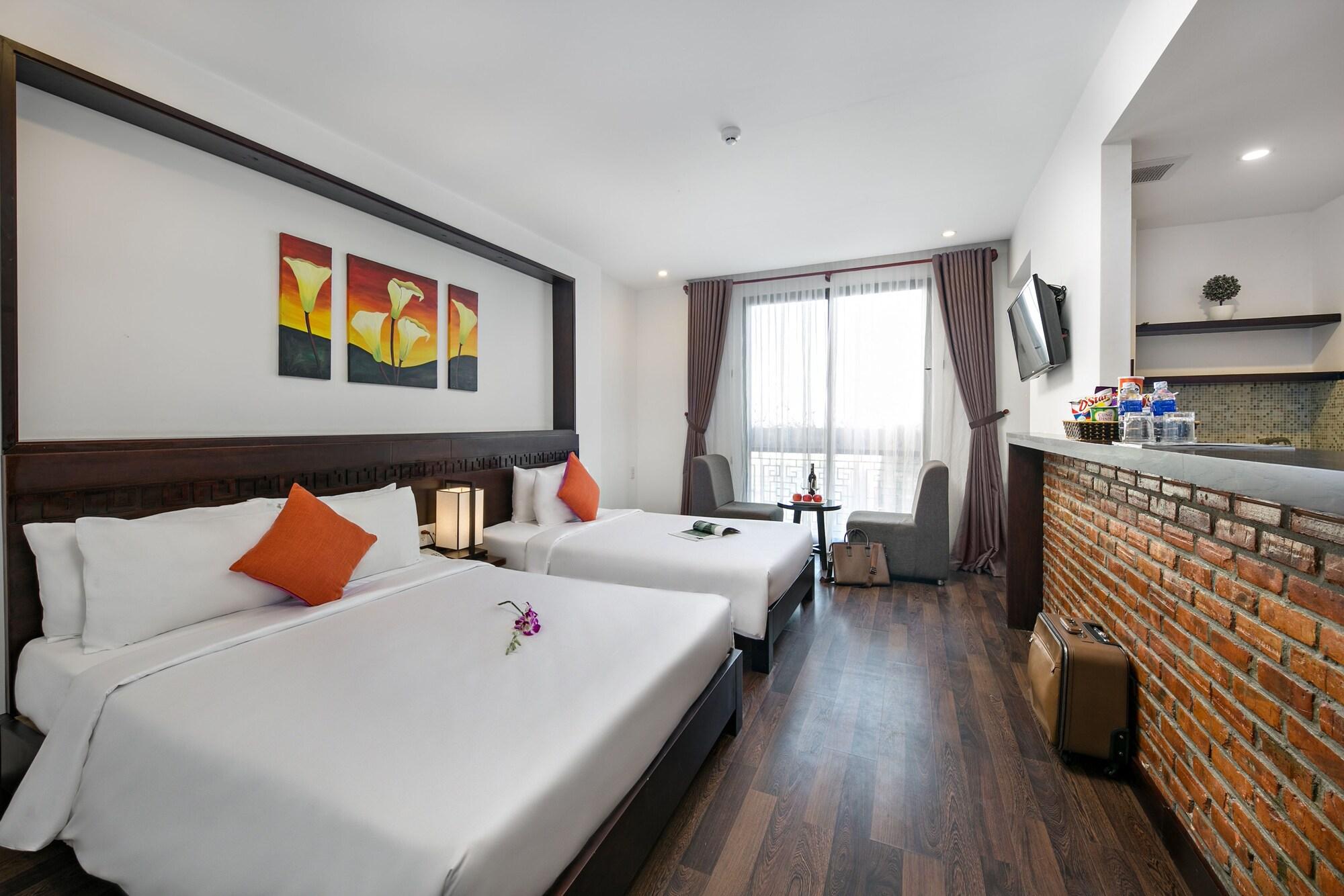 Emily Hotel & Apartment Дананг Экстерьер фото