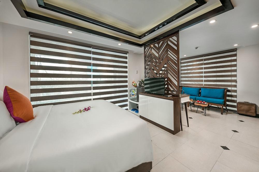 Emily Hotel & Apartment Дананг Экстерьер фото
